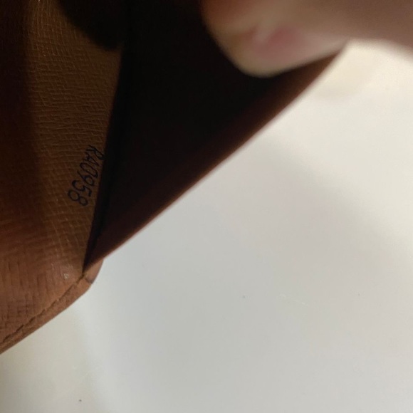 Louis Vuitton Monogram Canvas Porte - Monnaie Tresor Wallet - Picture 9 of 11